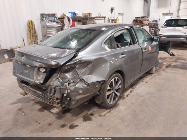 Продажа на аукционе авто 2017 Nissan Altima 2.5 Sr, vin: 1N4AL3AP8HN304965, номер лота: 44964823