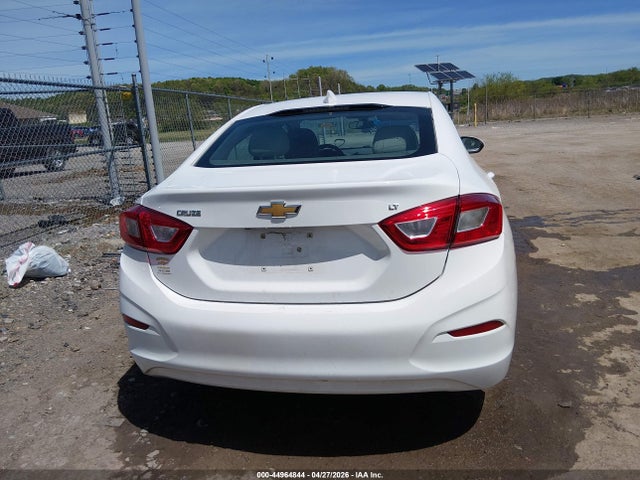 44964844 :رقم المزاد ، 1G1BE5SM1J7107969 vin ، 2018 Chevrolet Cruze Lt Auto مزاد بيع