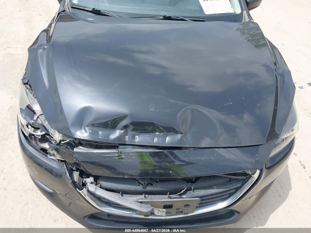 44964867 :رقم المزاد ، 3MZBN1V30JM174889 vin ، 2018 Mazda Mazda3 Touring مزاد بيع