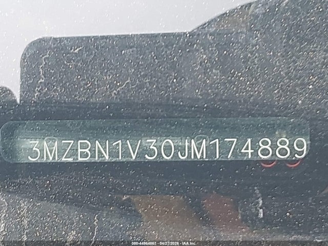 44964867 :رقم المزاد ، 3MZBN1V30JM174889 vin ، 2018 Mazda Mazda3 Touring مزاد بيع
