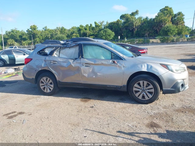 44964879 :رقم المزاد ، 4S4BSAFC6K3339756 vin ، 2019 Subaru Outback 2.5i Premium مزاد بيع