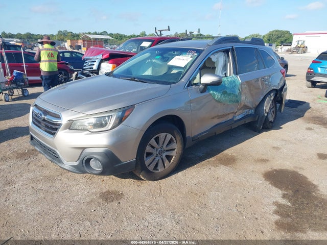 44964879 :رقم المزاد ، 4S4BSAFC6K3339756 vin ، 2019 Subaru Outback 2.5i Premium مزاد بيع