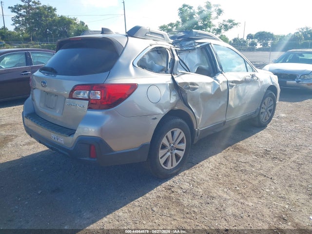 44964879 :رقم المزاد ، 4S4BSAFC6K3339756 vin ، 2019 Subaru Outback 2.5i Premium مزاد بيع
