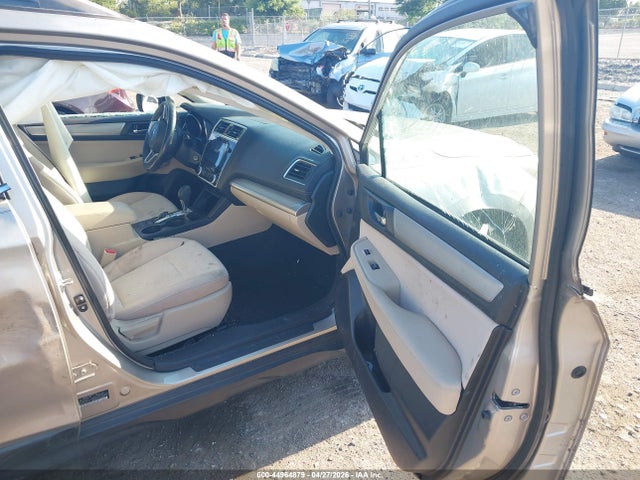 44964879 :رقم المزاد ، 4S4BSAFC6K3339756 vin ، 2019 Subaru Outback 2.5i Premium مزاد بيع