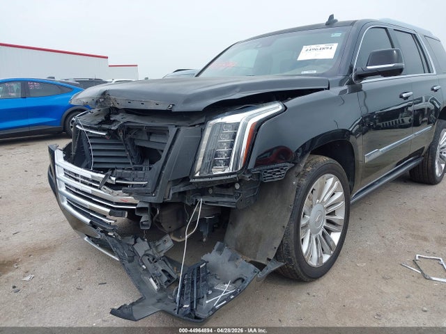 2017 Cadillac Escalade Platinum მანქანა იყიდება აუქციონზე, vin: 1GYS3DKJ7HR120618, აუქციონის ნომერი: 44964894