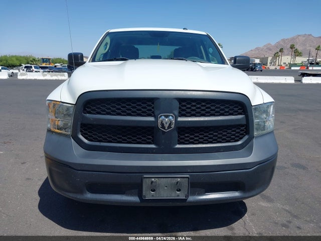 3C6RR6KG6NG405722 RAM 1500 Classic Tradesman 4x2 5&#039;7 Box