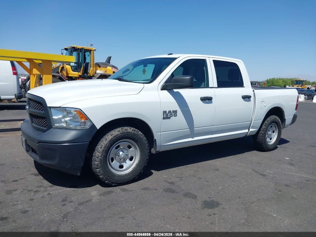 3C6RR6KG6NG405722 RAM 1500 Classic Tradesman 4x2 5&#039;7 Box