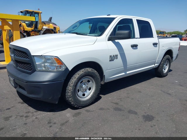 3C6RR6KG6NG405722 RAM 1500 Classic Tradesman 4x2 5&#039;7 Box