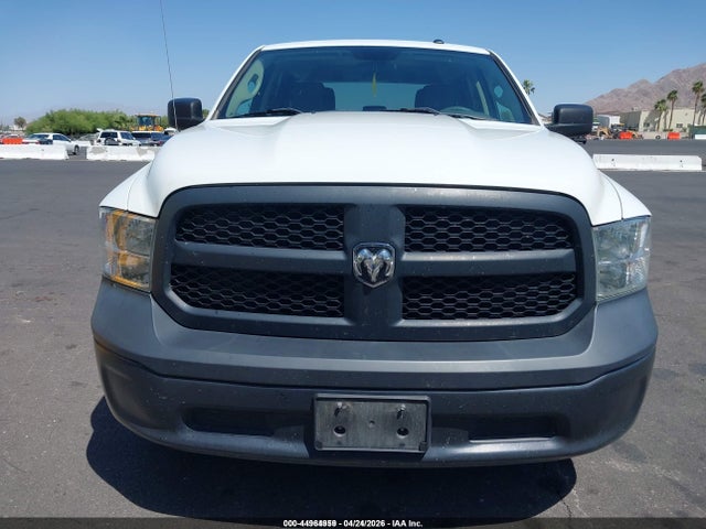 3C6RR6KG6NG405722 RAM 1500 Classic Tradesman 4x2 5&#039;7 Box