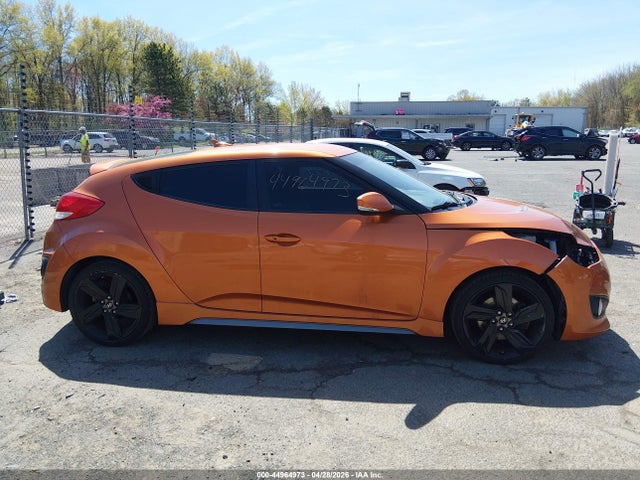 2015 Hyundai Veloster Turbo მანქანა იყიდება აუქციონზე, vin: KMHTC6AE8FU228326, აუქციონის ნომერი: 44964973