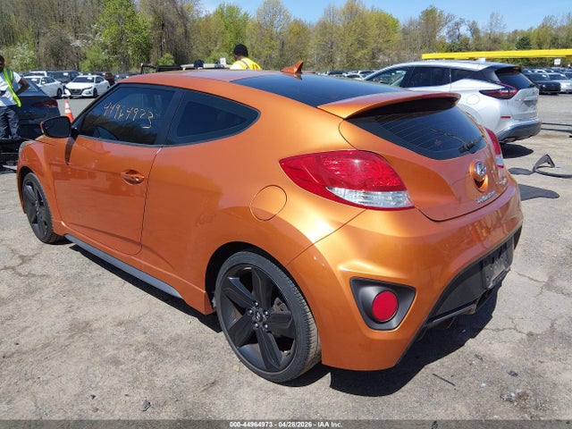 2015 Hyundai Veloster Turbo მანქანა იყიდება აუქციონზე, vin: KMHTC6AE8FU228326, აუქციონის ნომერი: 44964973