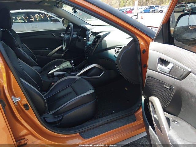 2015 Hyundai Veloster Turbo მანქანა იყიდება აუქციონზე, vin: KMHTC6AE8FU228326, აუქციონის ნომერი: 44964973