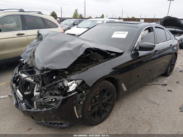 BMW 540i Xdrive 2019 WBAJE7C55KWW35251 Image 2
