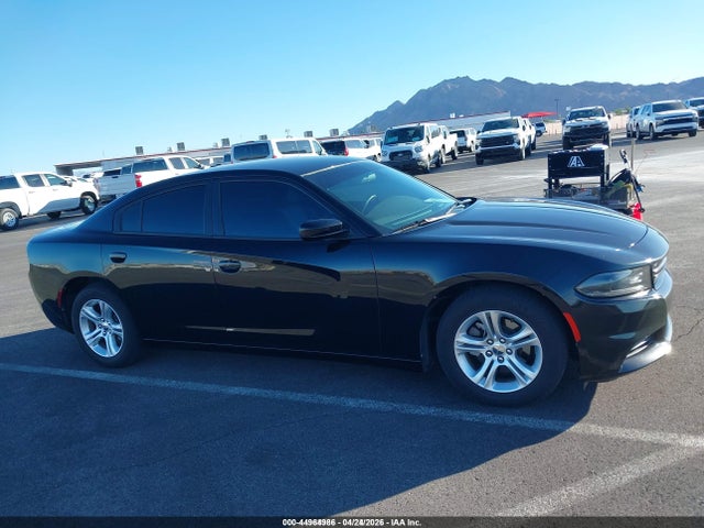 2C3CDXBG6LH188421 Dodge Charger Sxt Rwd