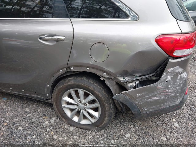 Aukcja sprzedaży 2017 Kia Sorento 3.3l Lx, vin: 5XYPGDA5XHG200708, numer aukcji: 44965015