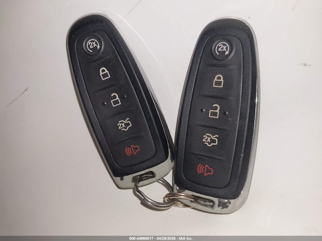 1FMCU0JX4GUC34427 Ford Escape Titanium
