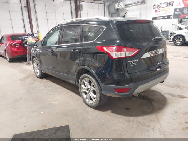 1FMCU0JX4GUC34427 Ford Escape Titanium