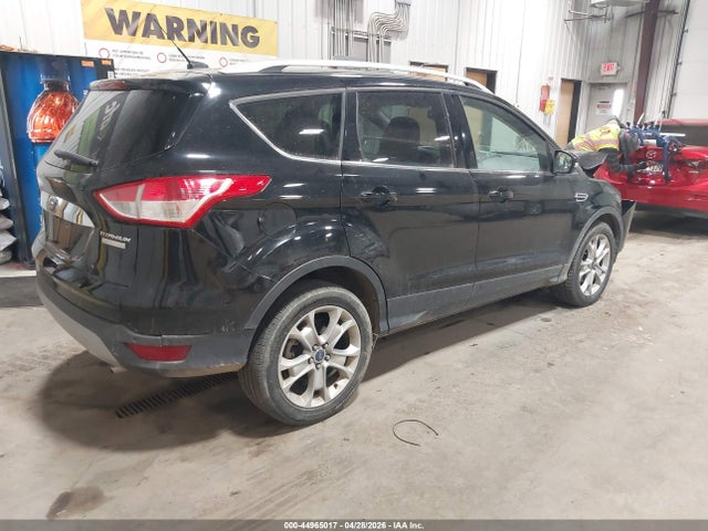 1FMCU0JX4GUC34427 Ford Escape Titanium