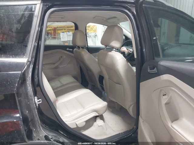 1FMCU0JX4GUC34427 Ford Escape Titanium