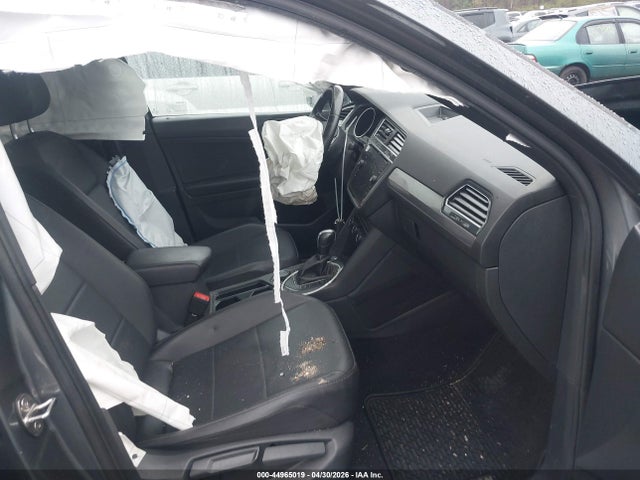 Продаж на аукціоні авто 2020 Volkswagen Tiguan 2.0t Se/2.0t Se R-line Black/2.0t Sel, vin: 3VV2B7AX3LM116268, номер лоту: 44965019