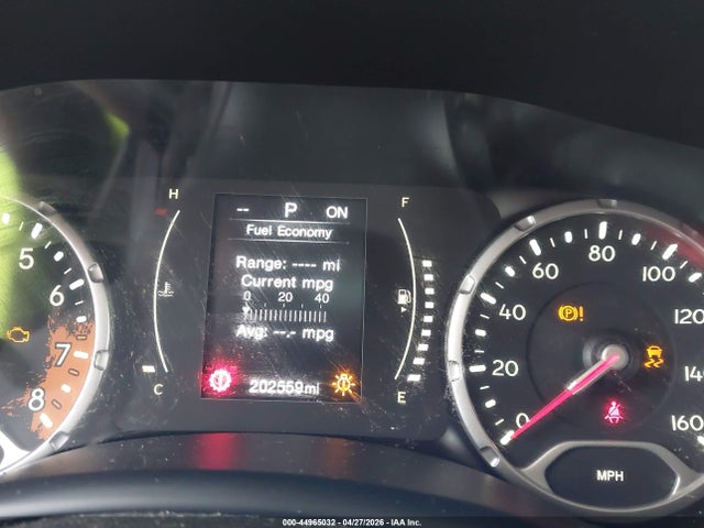 Продажа на аукционе авто 2015 Jeep Renegade Latitude, vin: ZACCJABT5FPC26657, номер лота: 44965032