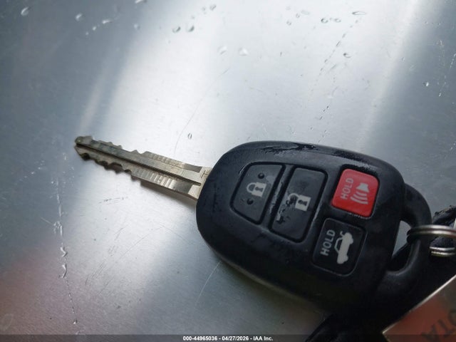 Aukcja sprzedaży 2019 Toyota Corolla Le, vin: 2T1BURHE1KC243696, numer aukcji: 44965036