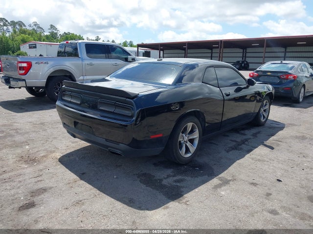 Продажа на аукционе авто 2016 Dodge Challenger Sxt, vin: 2C3CDZAG2GH107417, номер лота: 44965055