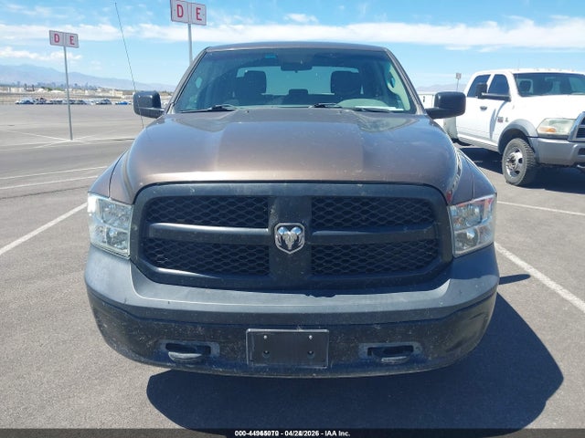 1C6RR7KG4KS645474 RAM 1500 Classic Tradesman 4x4 5&#039;7 Box