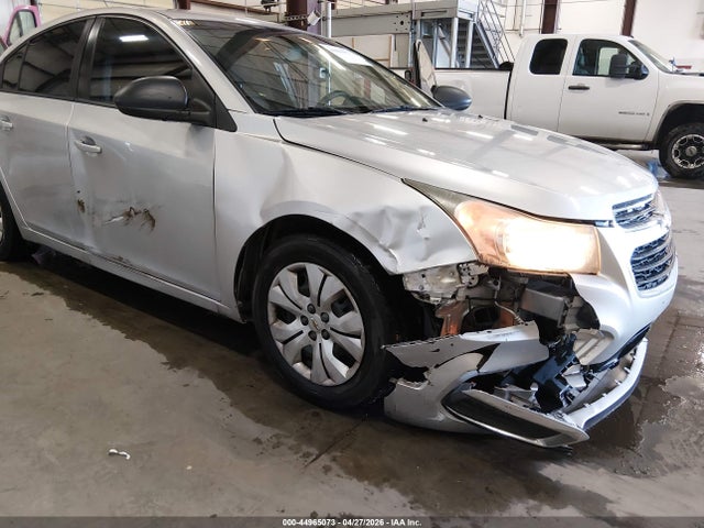 44965073 :رقم المزاد ، 1G1PA5SH0F7175546 vin ، 2015 Chevrolet Cruze Ls Auto مزاد بيع