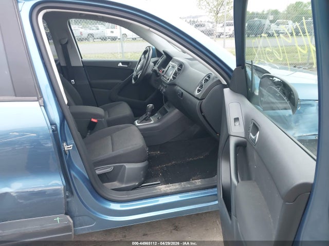 Продаж на аукціоні авто 2017 Volkswagen Tiguan 2.0t/2.0t S, vin: WVGAV7AX8HK048268, номер лоту: 44965112