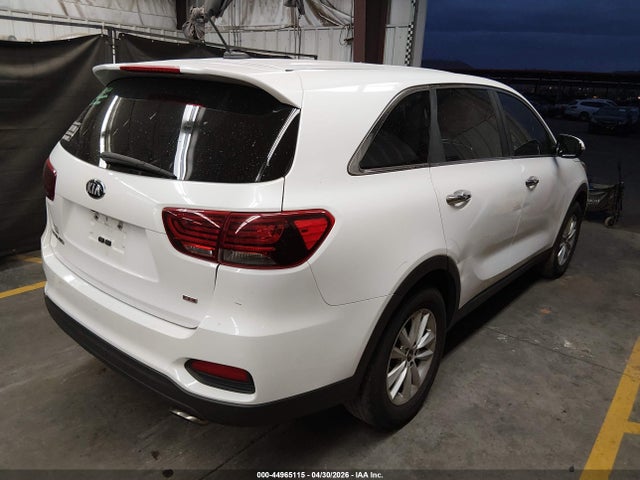 KIA Sorento 2.4l L 2019 5XYPG4A32KG611767 Image 4