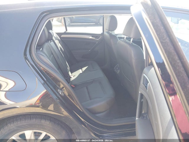3VW217AU6FM041994 Volkswagen Golf Tsi S 4-door