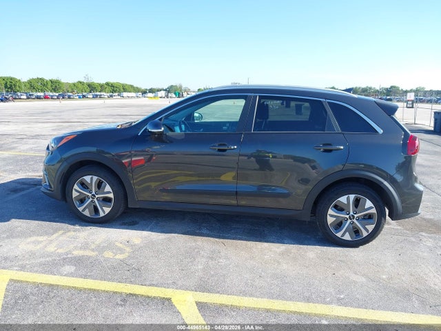 2022 Kia Niro Ev S მანქანა იყიდება აუქციონზე, vin: KNDCC3LG0N5159898, აუქციონის ნომერი: 44965143