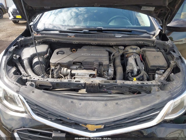 Chevrolet Cruze Ls Auto 2017 1G1BC5SM0H7142969 Image 10