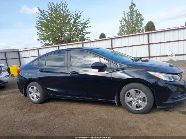 Chevrolet Cruze Ls Auto 2017 1G1BC5SM0H7142969 Image 13