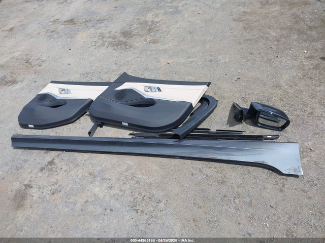 3MW5R1J04L8B20343 BMW 330I