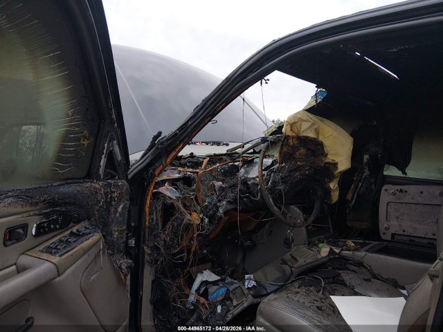 2006 Gmc Yukon Xl 1500 Slt მანქანა იყიდება აუქციონზე, vin: 1GKFK16Z16J174067, აუქციონის ნომერი: 44965172