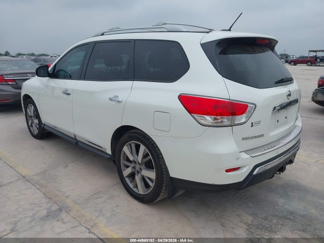 Продажа на аукционе авто 2016 Nissan Pathfinder Platinum, vin: 5N1AR2MN7GC605178, номер лота: 44965192