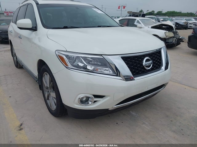 Продажа на аукционе авто 2016 Nissan Pathfinder Platinum, vin: 5N1AR2MN7GC605178, номер лота: 44965192