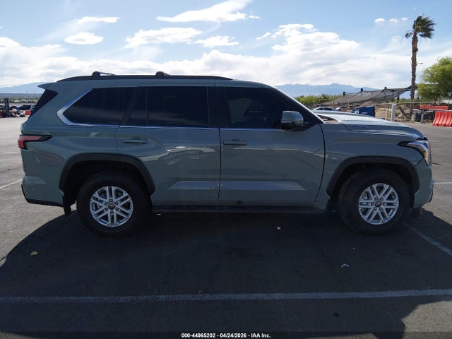 Toyota Sequoia Sr5 2025 7SVAAABA1SX071043 Image 13