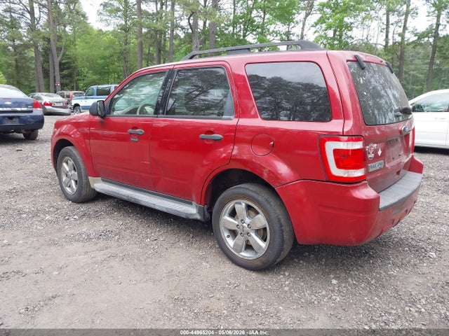 44965204 :رقم المزاد ، 1FMCU9D71BKA77735 vin ، 2011 Ford Escape Xlt مزاد بيع