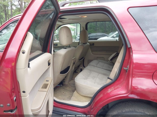 44965204 :رقم المزاد ، 1FMCU9D71BKA77735 vin ، 2011 Ford Escape Xlt مزاد بيع