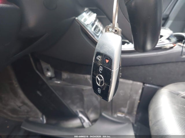 44965219 :رقم المزاد ، WDDZF4KB2HA142812 vin ، 2017 Mercedes-benz E 300 4matic مزاد بيع