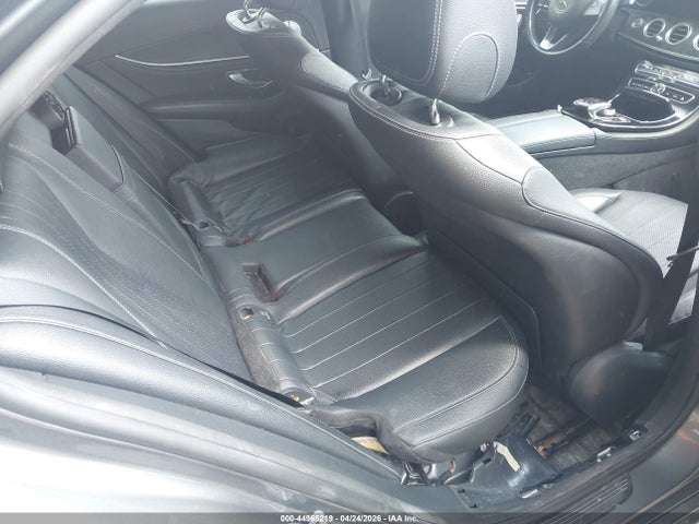 44965219 :رقم المزاد ، WDDZF4KB2HA142812 vin ، 2017 Mercedes-benz E 300 4matic مزاد بيع
