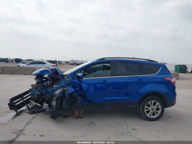44965251 :رقم المزاد ، 1FMCU0GD1HUB41217 vin ، 2017 Ford Escape Se مزاد بيع