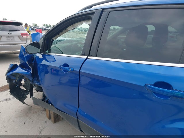 44965251 :رقم المزاد ، 1FMCU0GD1HUB41217 vin ، 2017 Ford Escape Se مزاد بيع