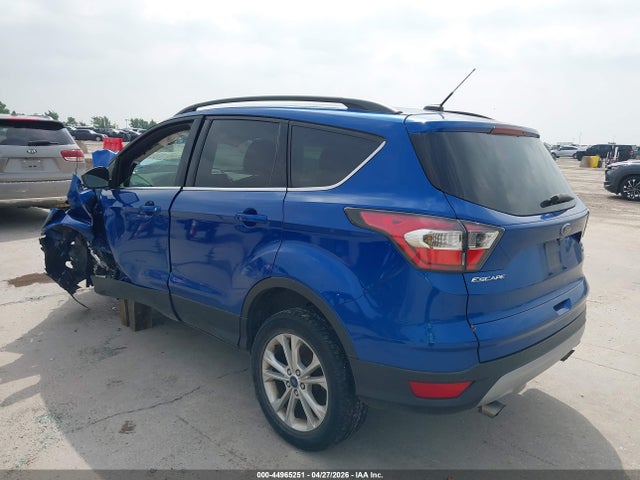 44965251 :رقم المزاد ، 1FMCU0GD1HUB41217 vin ، 2017 Ford Escape Se مزاد بيع
