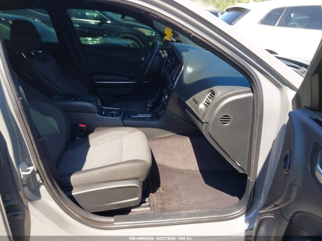 44965256 :رقم المزاد ، 2C3CDXBG0HH537130 vin ، 2017 Dodge Charger Se Rwd مزاد بيع