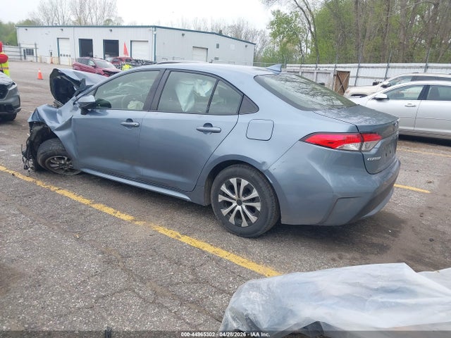 Toyota Corolla Hybrid Le 2021 JTDEAMDE1MJ027434 Image 3