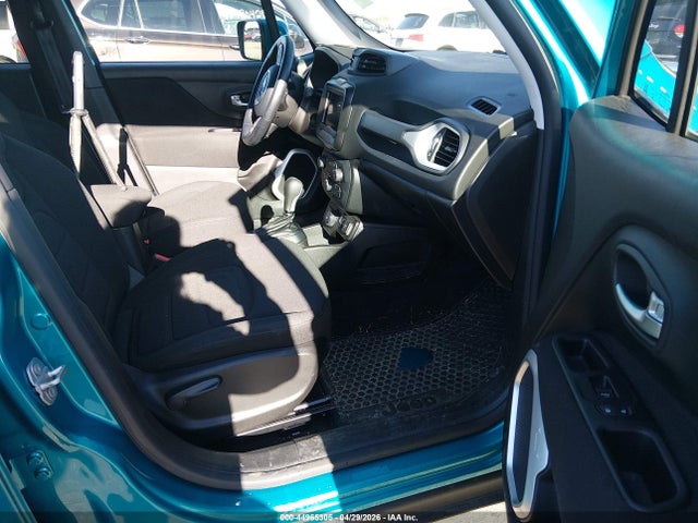 2021 Jeep Renegade Latitude 4x4 მანქანა იყიდება აუქციონზე, vin: ZACNJDBB4MPM75236, აუქციონის ნომერი: 44965305